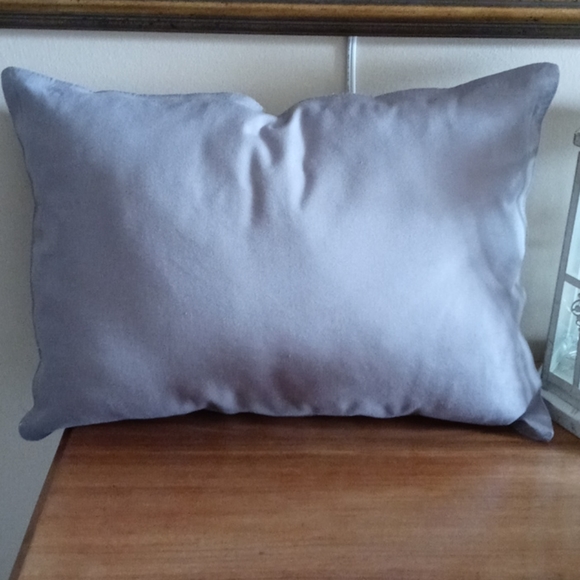 Halloween accent pillow - Picture 2 of 2
